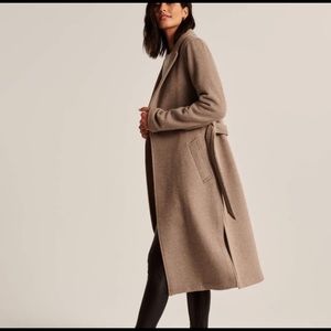 Abercrombie & Fitch belted Dad Coat size SP